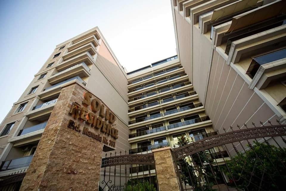Apartament Laura Solid House Mamaia Exteriör bild